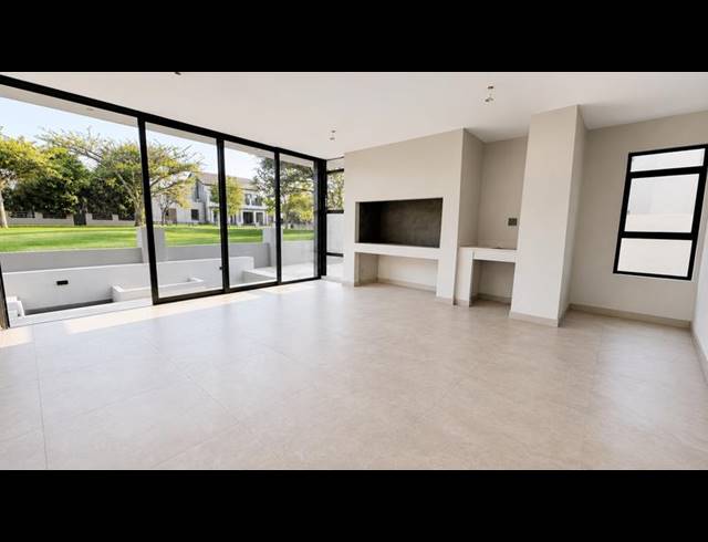 5 BEDROOM HOUSE FOR SALE IN COPPERLEAF ESTATE